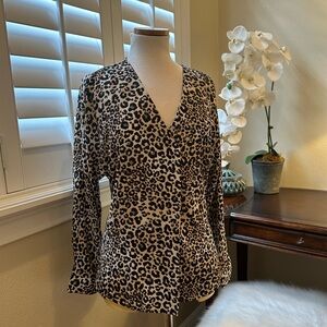 Leopard Blouse DR2 Sz Small NWT